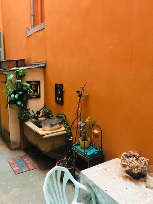 Loft D Artistes Avec Patio Au Port De ニース エクステリア 写真