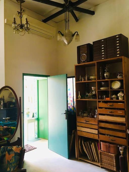 Loft D Artistes Avec Patio Au Port De ニース エクステリア 写真